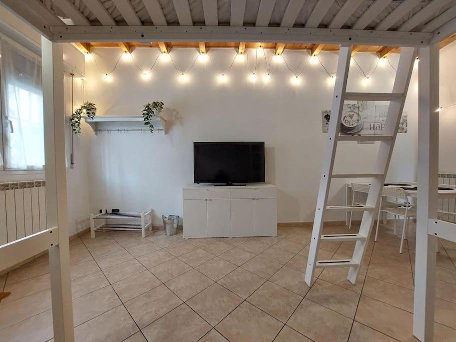 Smile Home! Graziosa Casa Con Parcheggio E Giardino Bovísio-Masciago Milanese Kültér fotó